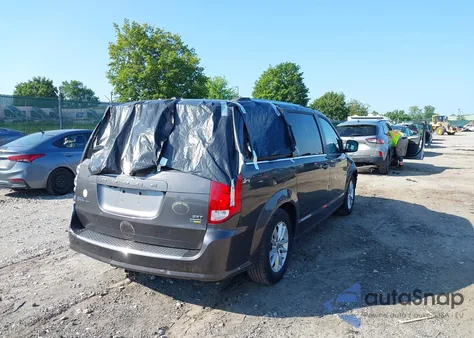 2019 Dodge Grand Caravan Sxt z USA, uszkodzony, nr VIN 2C4RDGCG8KR659739